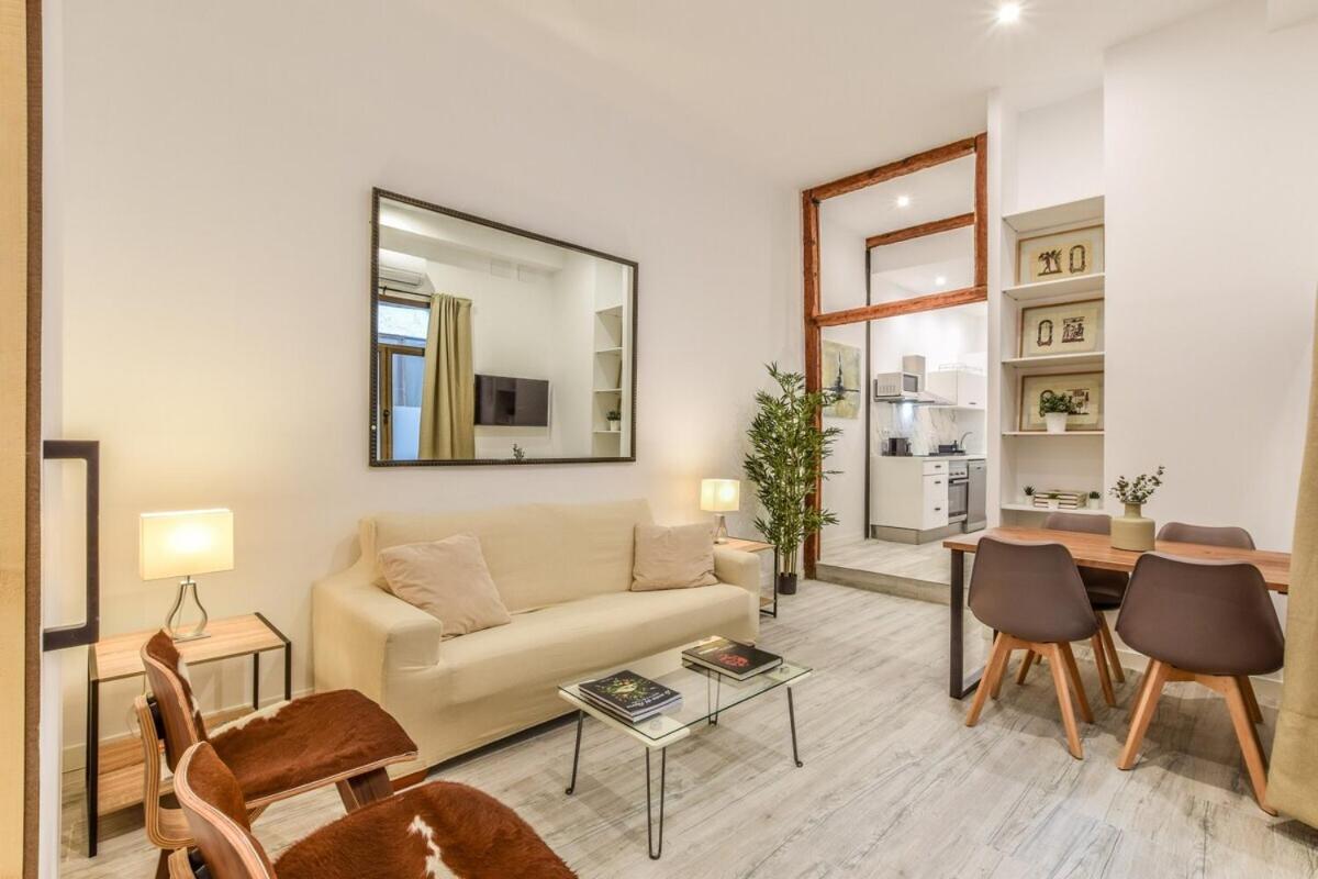 Myhousespain - Luxury Flat Next To Gran Via Madrid Bagian luar foto